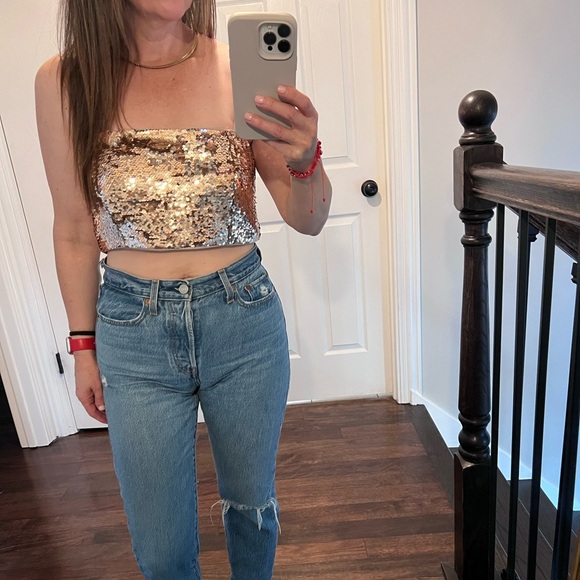Cinq A Sept
Nikki Sequined Crop Top - Picture 2 of 4
